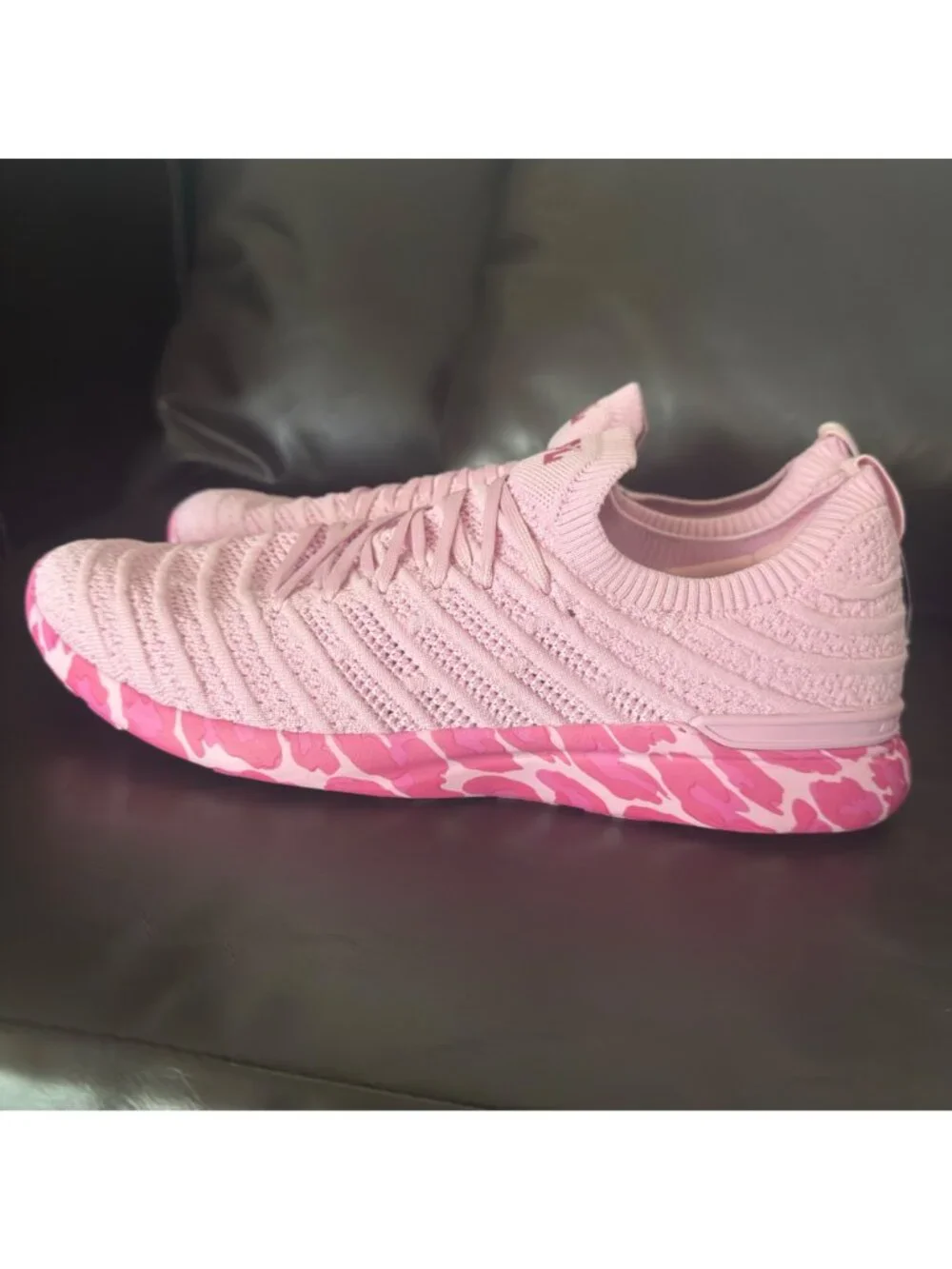 APL Womens‎ TechLoom Wave Sneakers Pink Camo Sole Size 12.5 US Lightweight shoes
